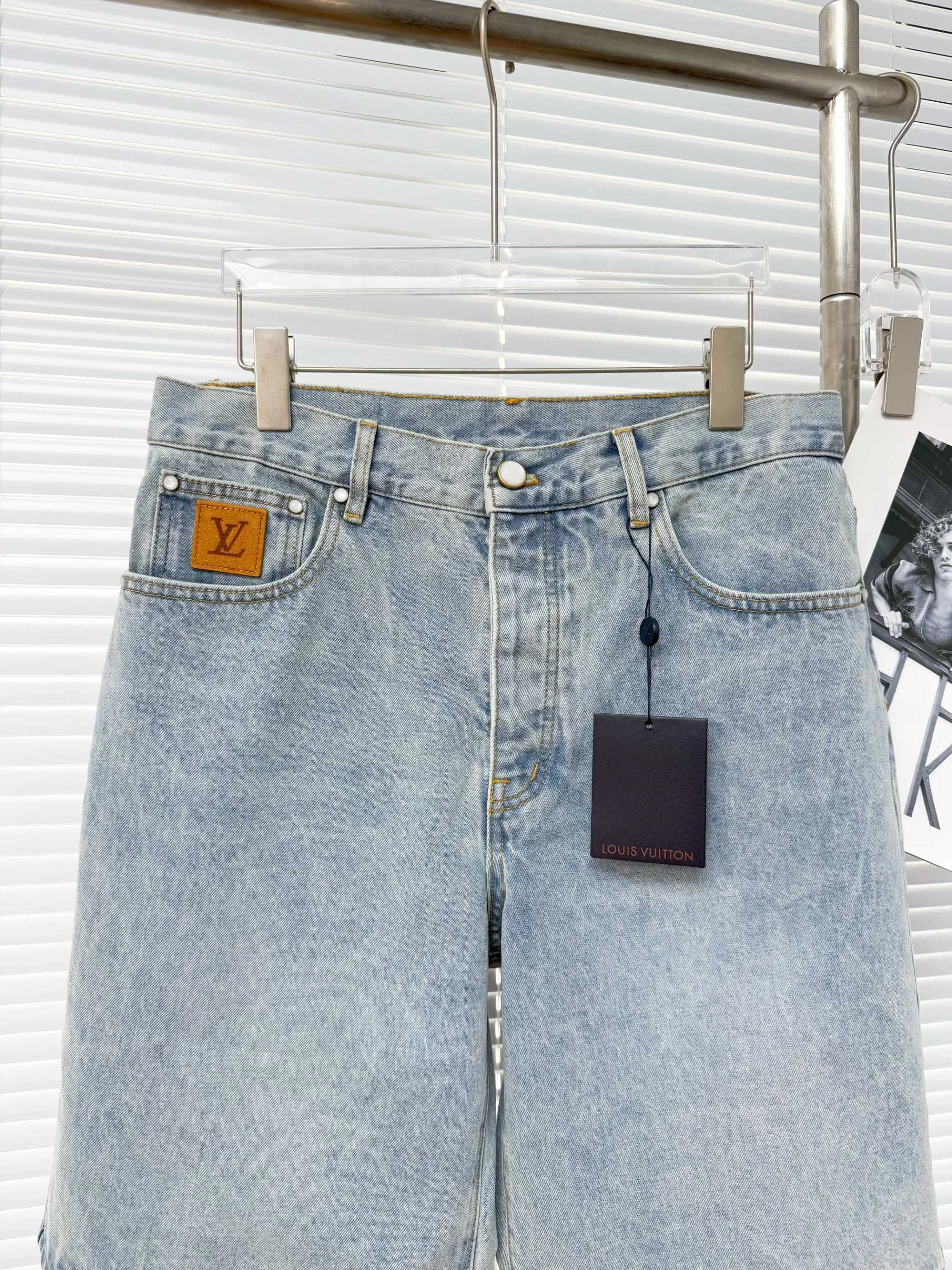 &wg.luxury- 8V item:E-F409D0513